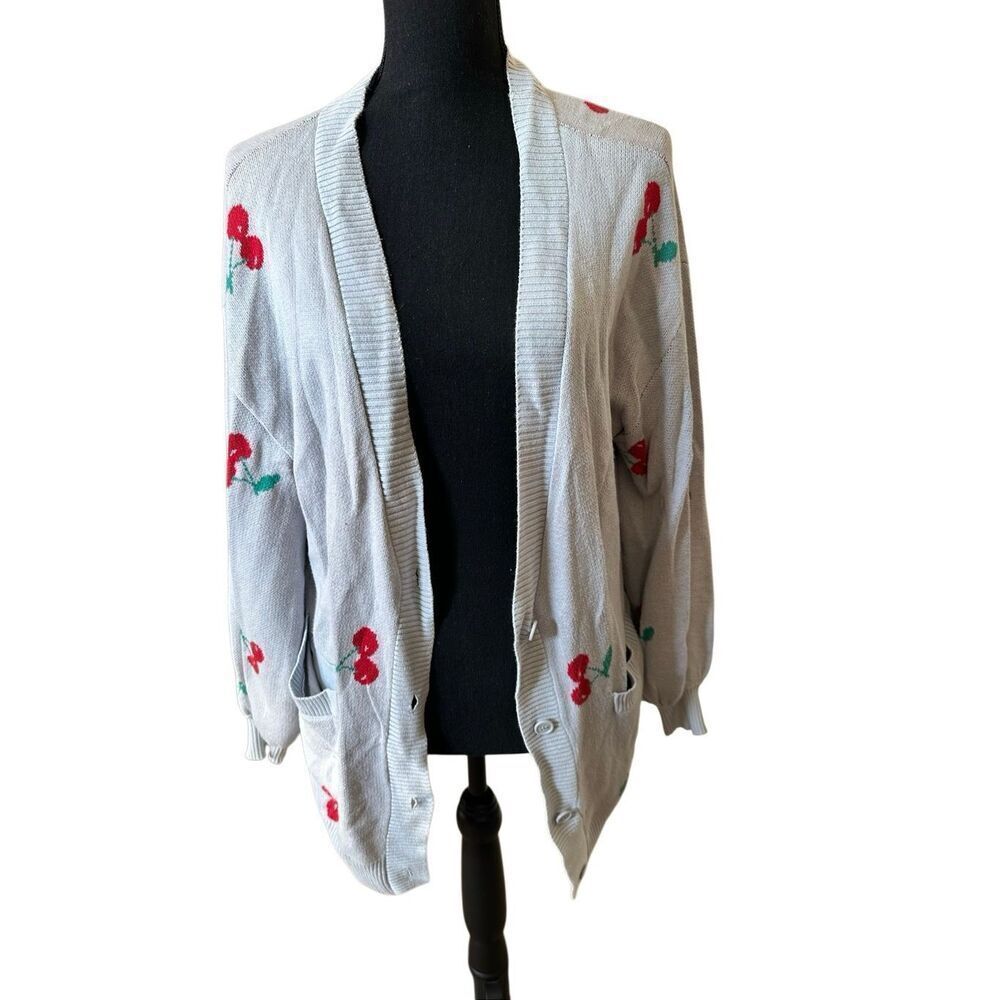 🍒 Sweetest Cherry Knit Cardigan – Forever 21 | Sz Medium